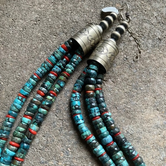 S.S.Multi StrandTurquoise CoralHeishi BeadNecklace